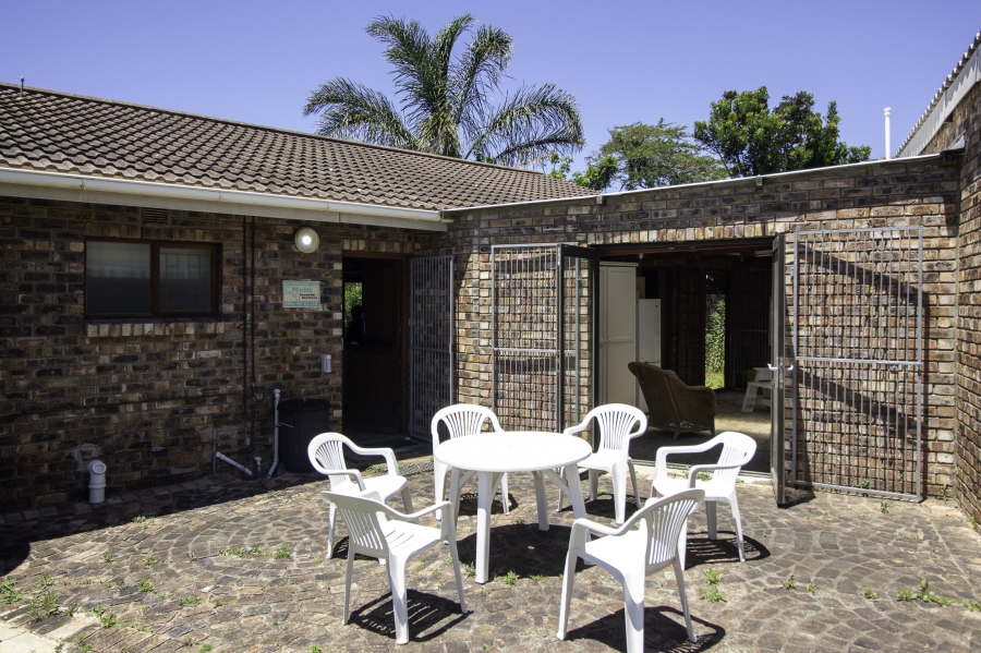 2 Bedroom Property for Sale in Kleinemonde Eastern Cape